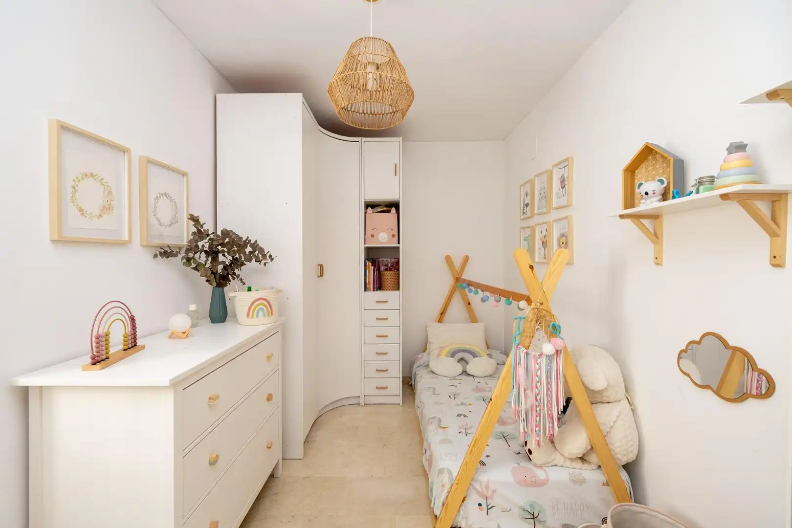 Habitación de Piso en venta en Churriana de la Vega con Aire acondicionado, Calefacción y Balcón