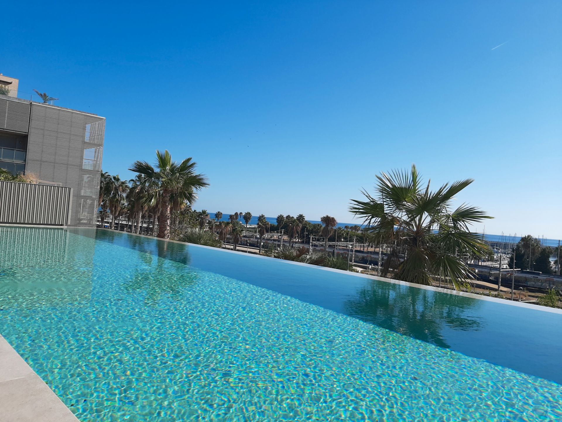 Swimming pool of Flat to rent in Mataró  with Air Conditioner, Heating and Parquet flooring