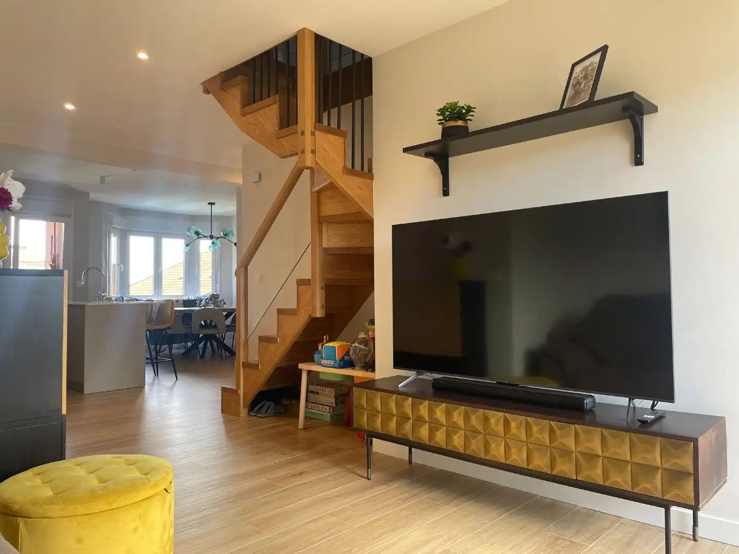 Wohnzimmer von Wohnung zur Miete in Brazomar