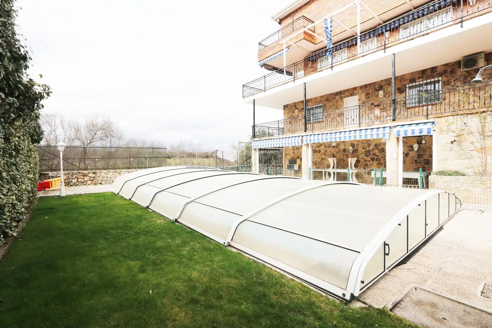 Piscina de Casa o chalet en venta en Colmenarejo con Calefacción, Terraza y Trastero