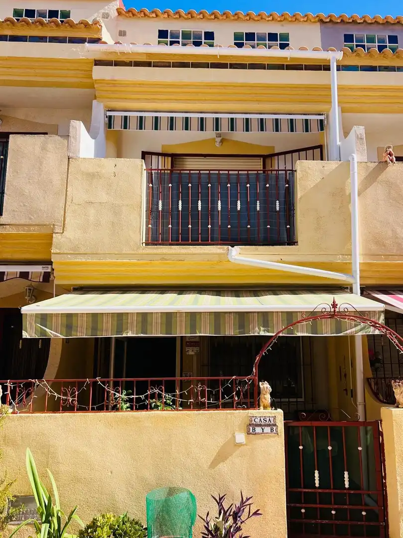 Terraced house with pool for sale in Orihuela Costa, imagen 5