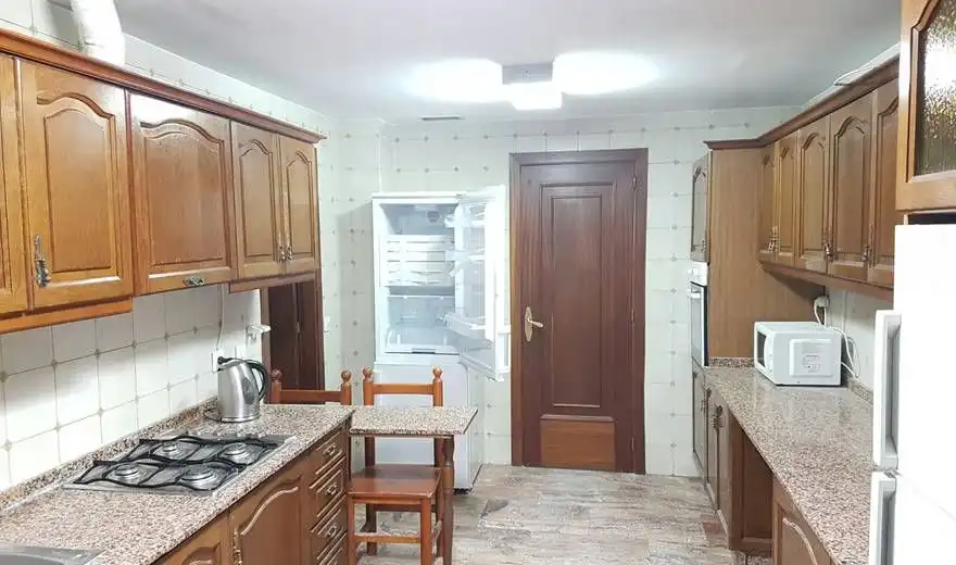 Cuina de Pis en venda en Córdoba amb Aire condicionat i Terrassa