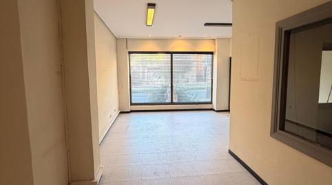 Photo 5 of Premises to rent in Avenida Valdecilla, Cuatro Caminos, Cantabria