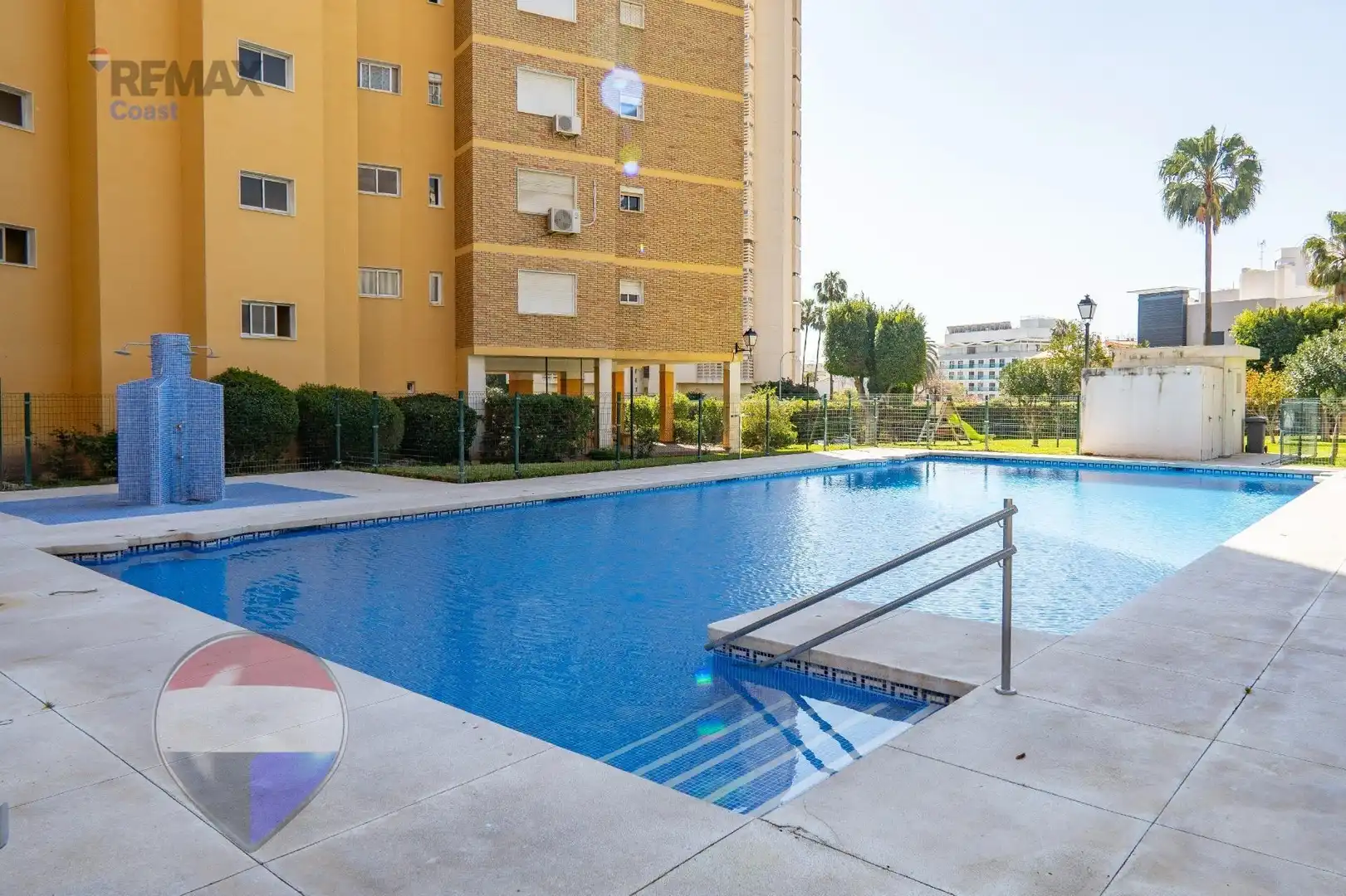 Piscina de Piso en venta en Torremolinos con Aire acondicionado, Terraza y Piscina comunitaria