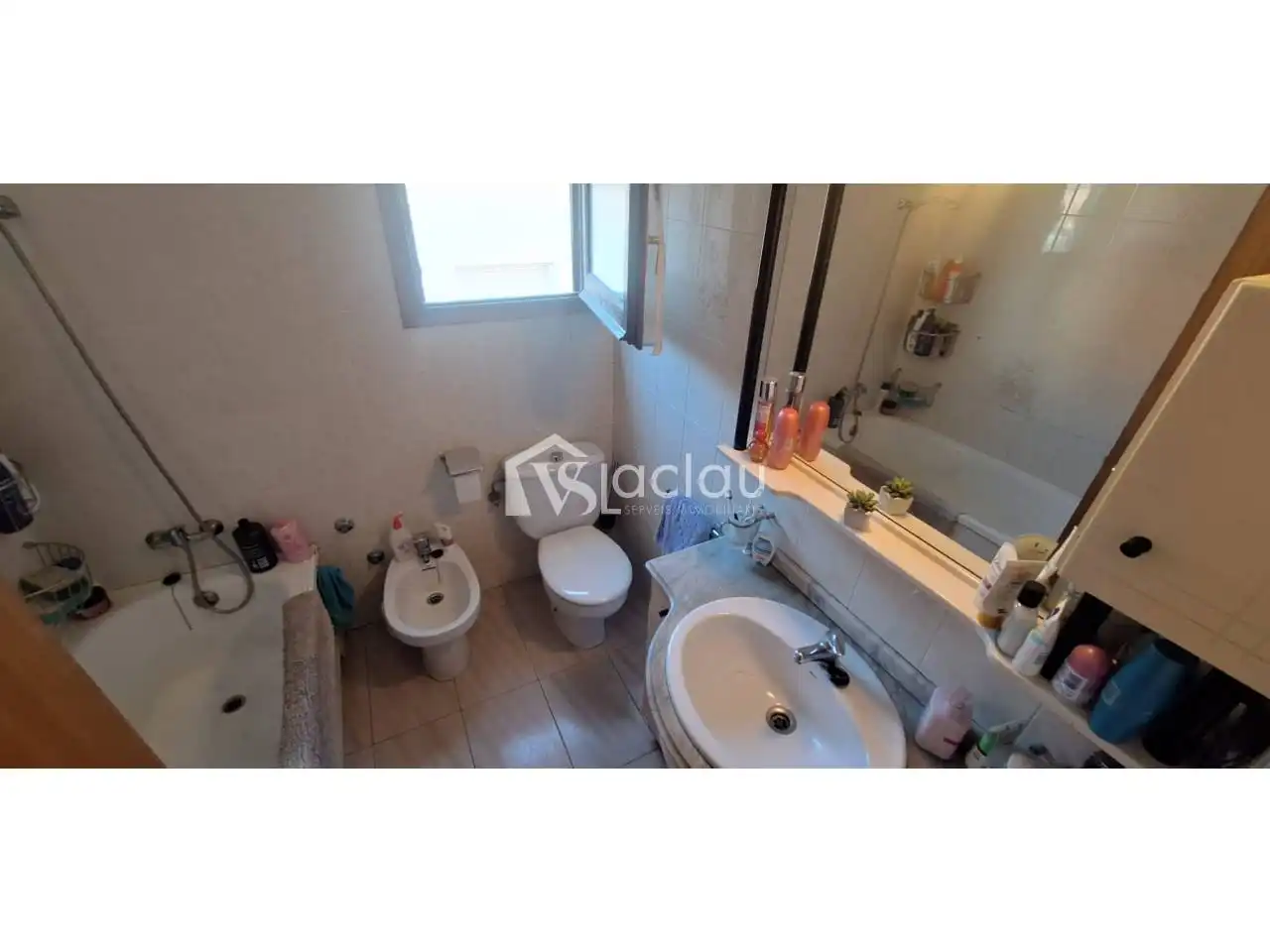 Baño de Piso en venta en Olesa de Montserrat con Aire acondicionado, Calefacción y Terraza