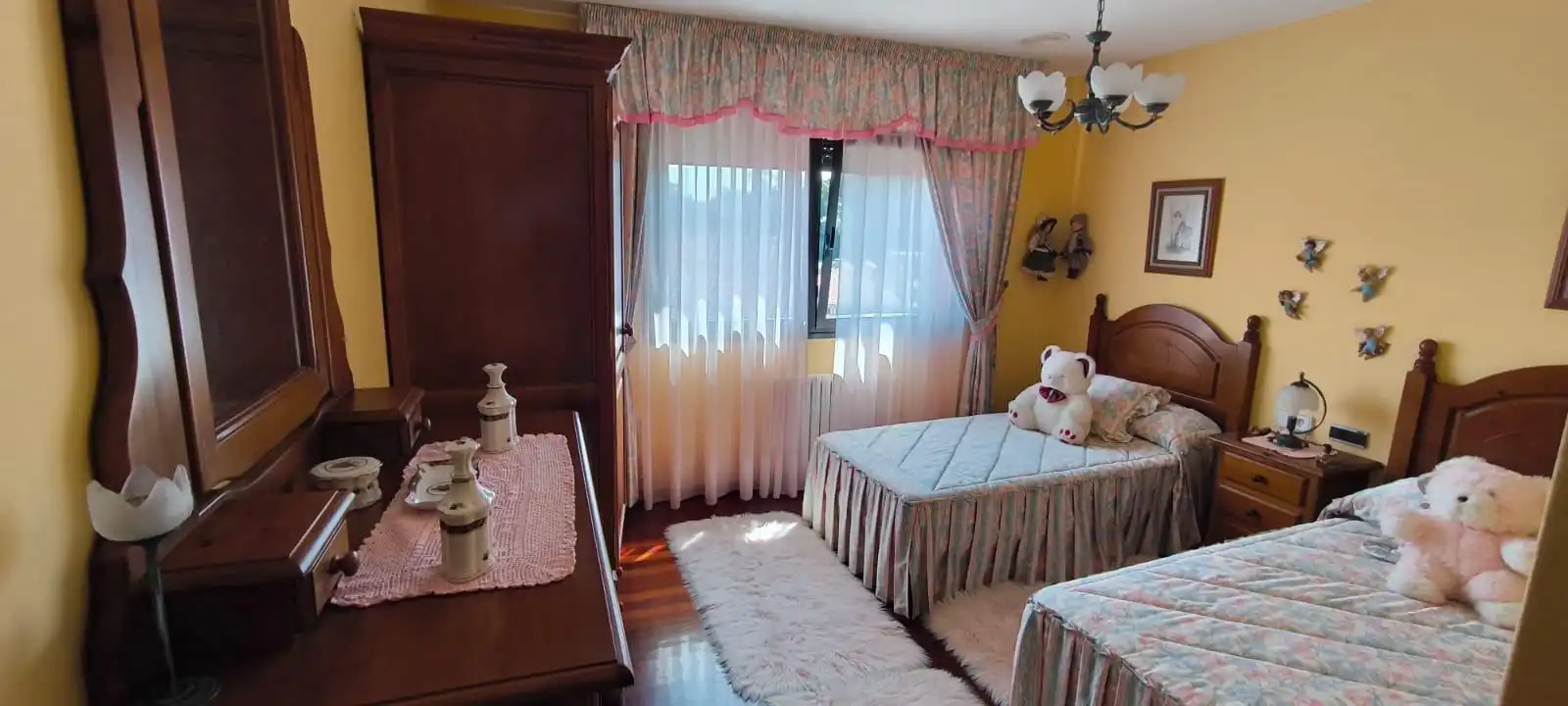 Bedroom of Houses for sale in Vilagarcía de Arousa  with Terrace, Storage room and Furnished