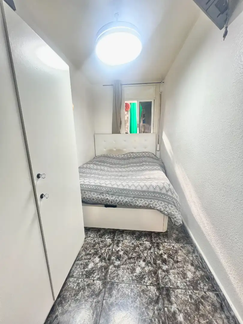 Habitación de Ático en venta en Sant Boi de Llobregat con Calefacción y Balcón