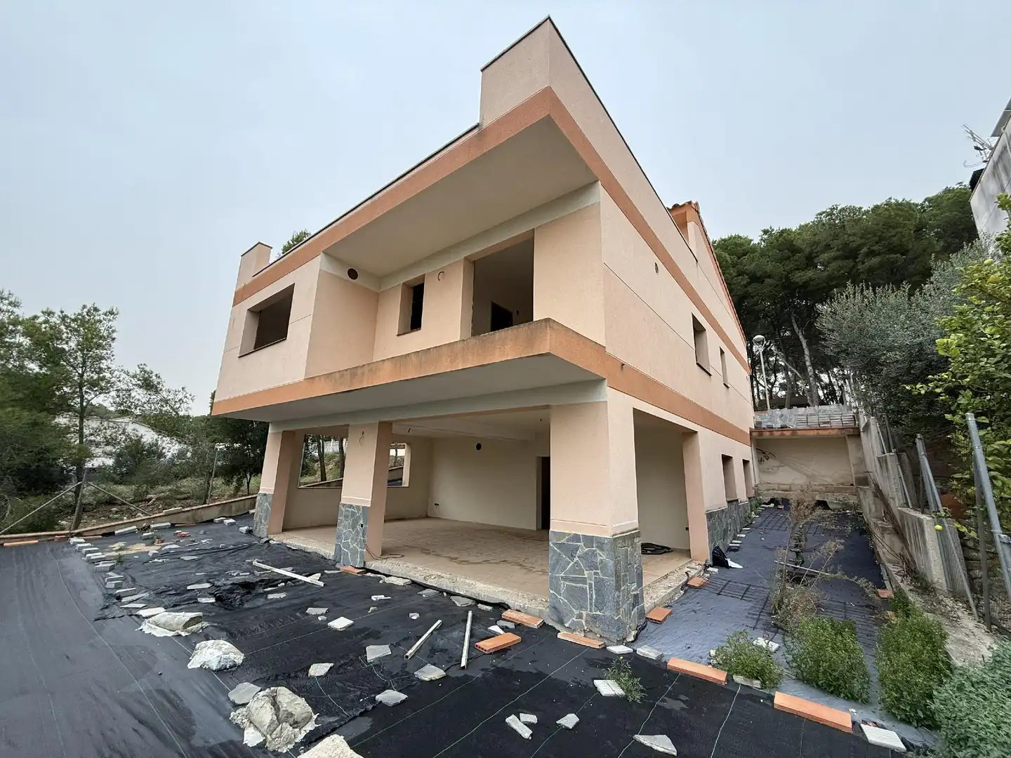 Vista exterior de Casa o chalet en venta en Bellvei con Terraza