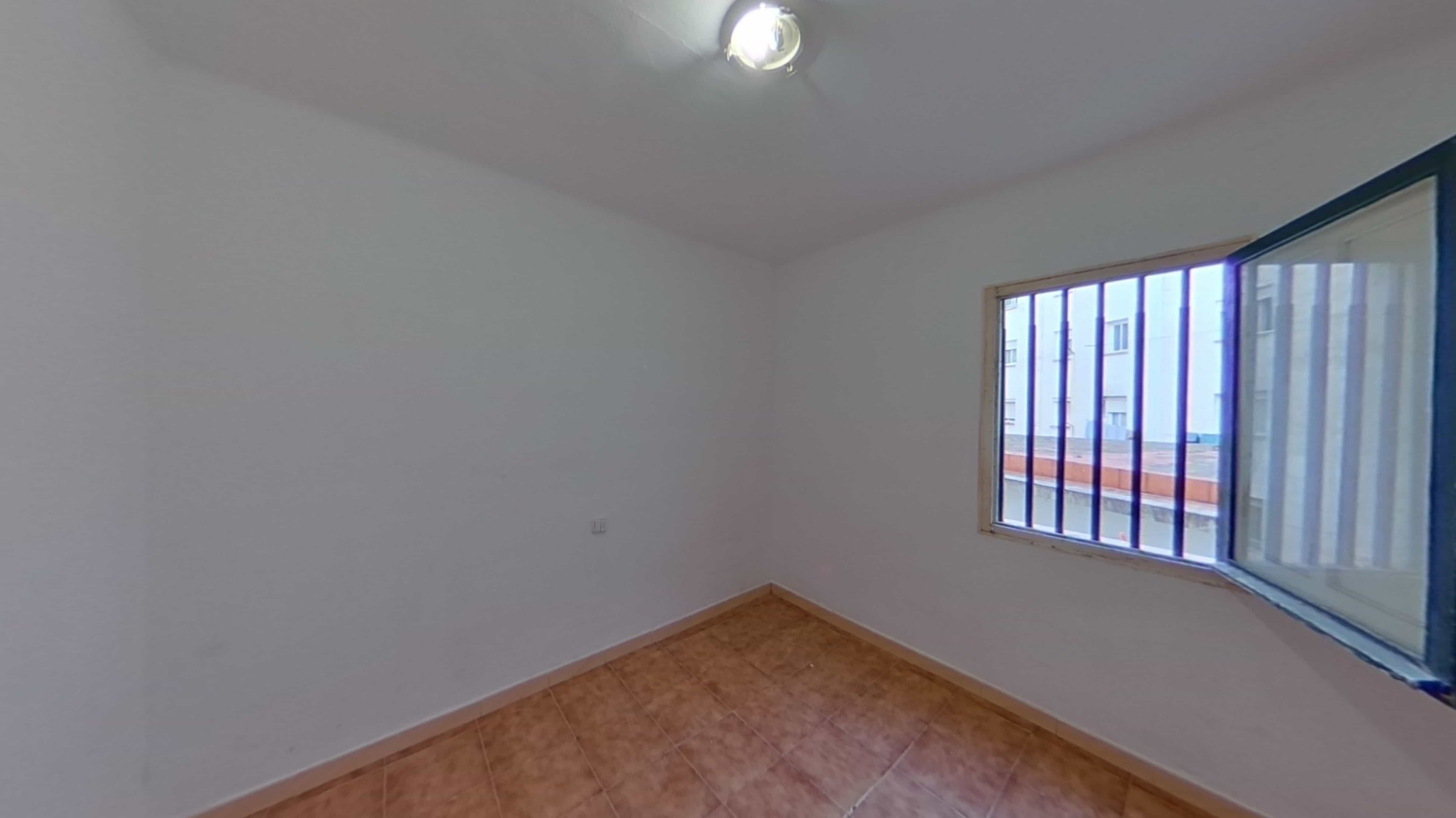 Bedroom of Apartment for sale in Pineda de Mar