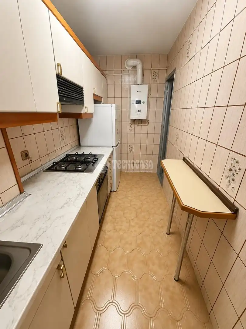 Piso con ascensor en venta en Latina, imagen 3