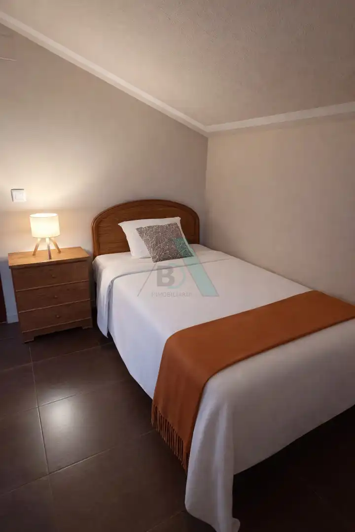Dormitori de Casa o xalet en venda en Llanes amb Jardí privat, Terrassa i Piscina