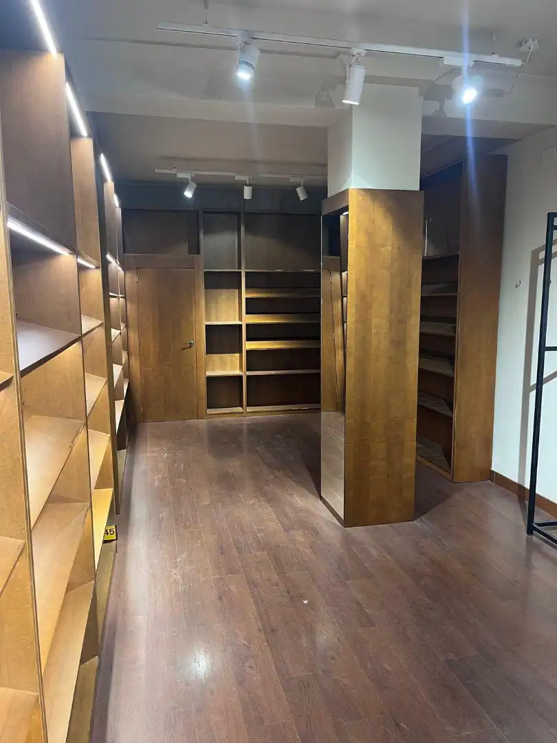 Local comercial de lloguer a Centro, imagen 3