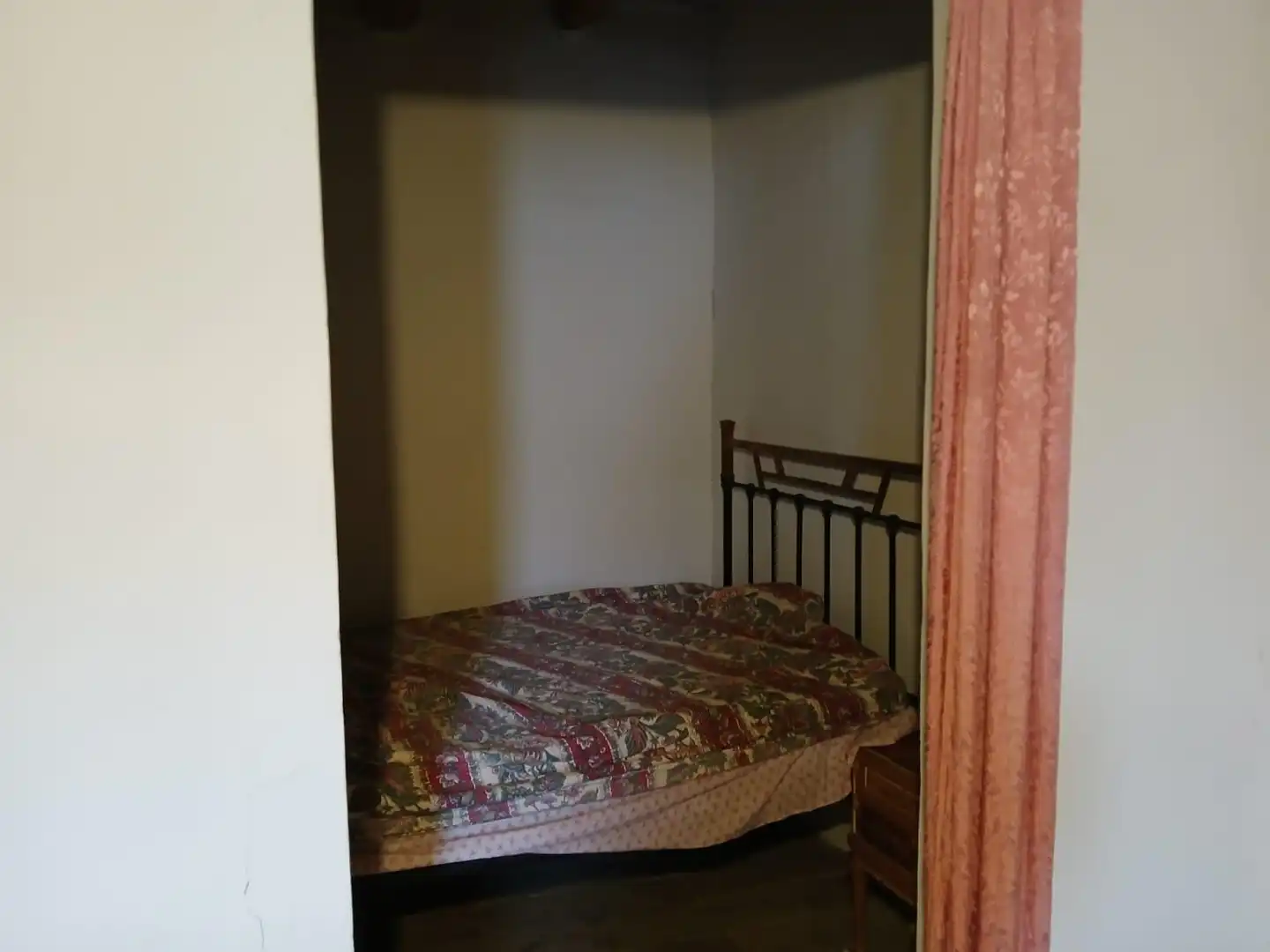 Dormitori de Casa o xalet en venda en Olombrada amb Traster i Moblat