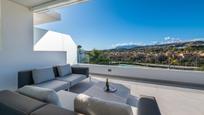 Terrassa de Apartament en venda en Estepona amb Aire condicionat, Calefacció i Piscina