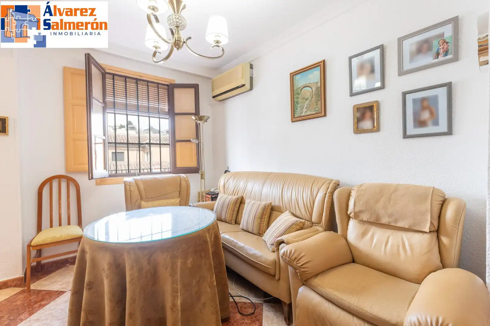 Sala de estar de Ático en venta en Granada