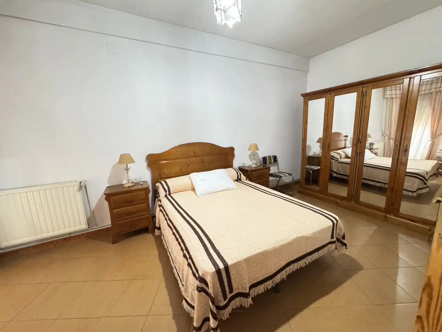 Habitación de Piso de alquiler en Cuerva con Aire acondicionado, Calefacción y Terraza