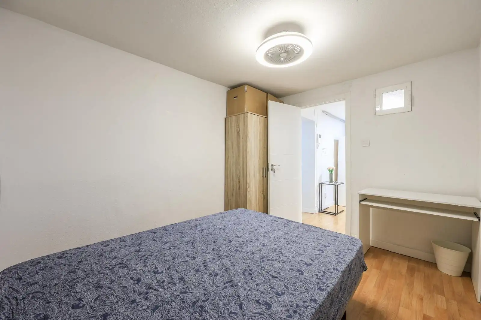 Habitación de Piso en venta en Madrid con Calefacción y Amueblado
