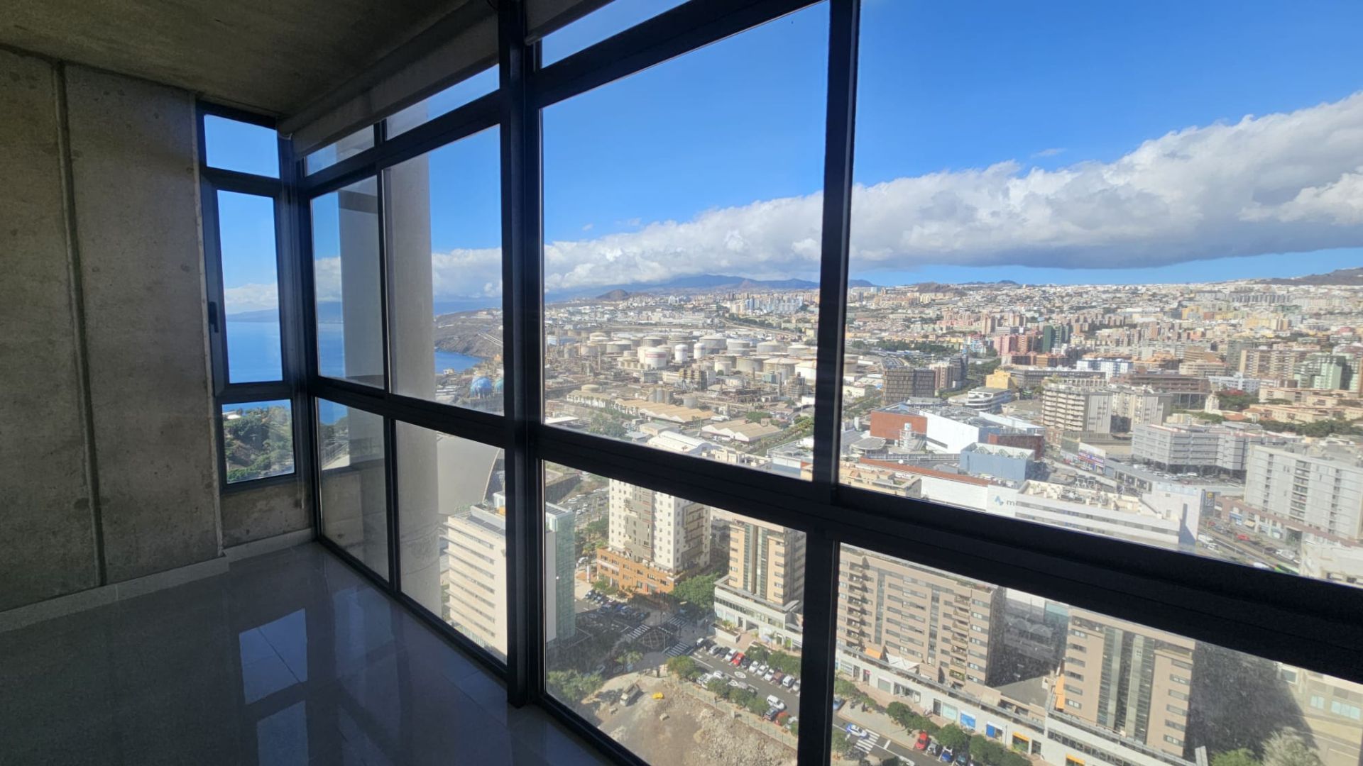 Exterior view of Flat for sale in  Santa Cruz de Tenerife Capital