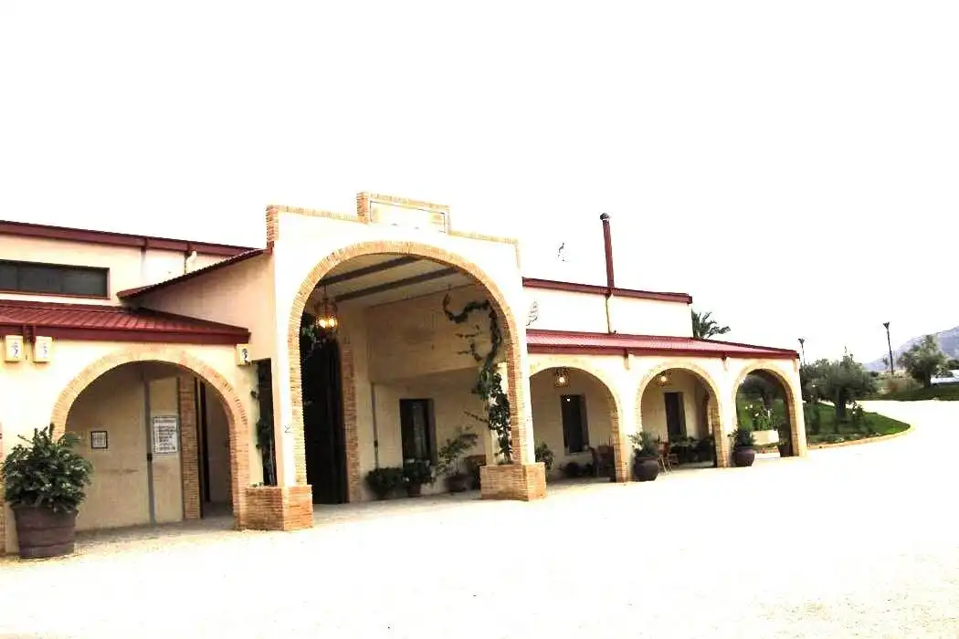 Casa rústica con terraza en venta en Partidas de Alicante, imagen 3