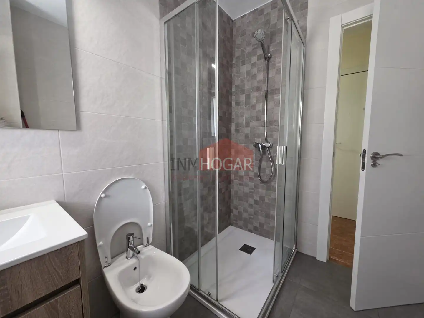 Bathroom of Flat for rent in Ávila  with Heating