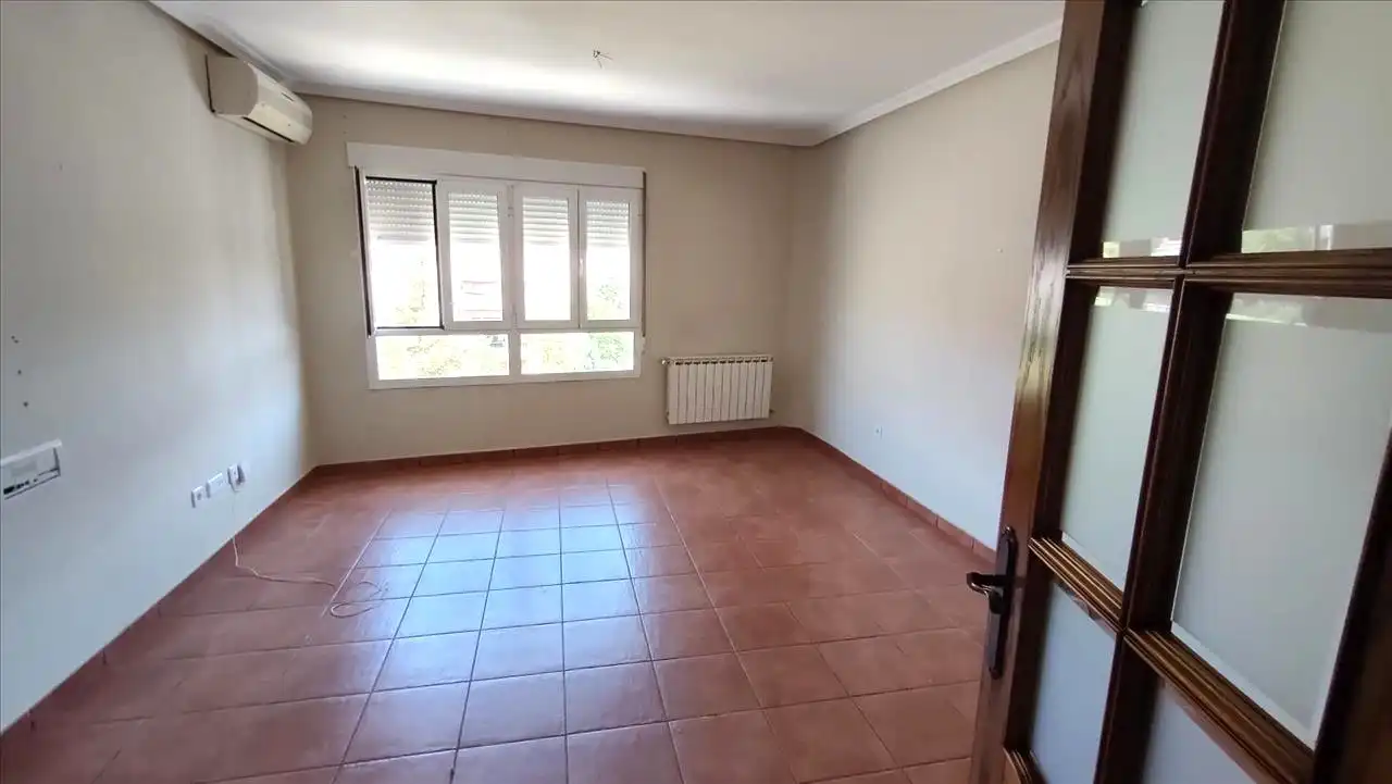 Pis amb ascensor en venda a Archivero Dimas Perez, imagen 2