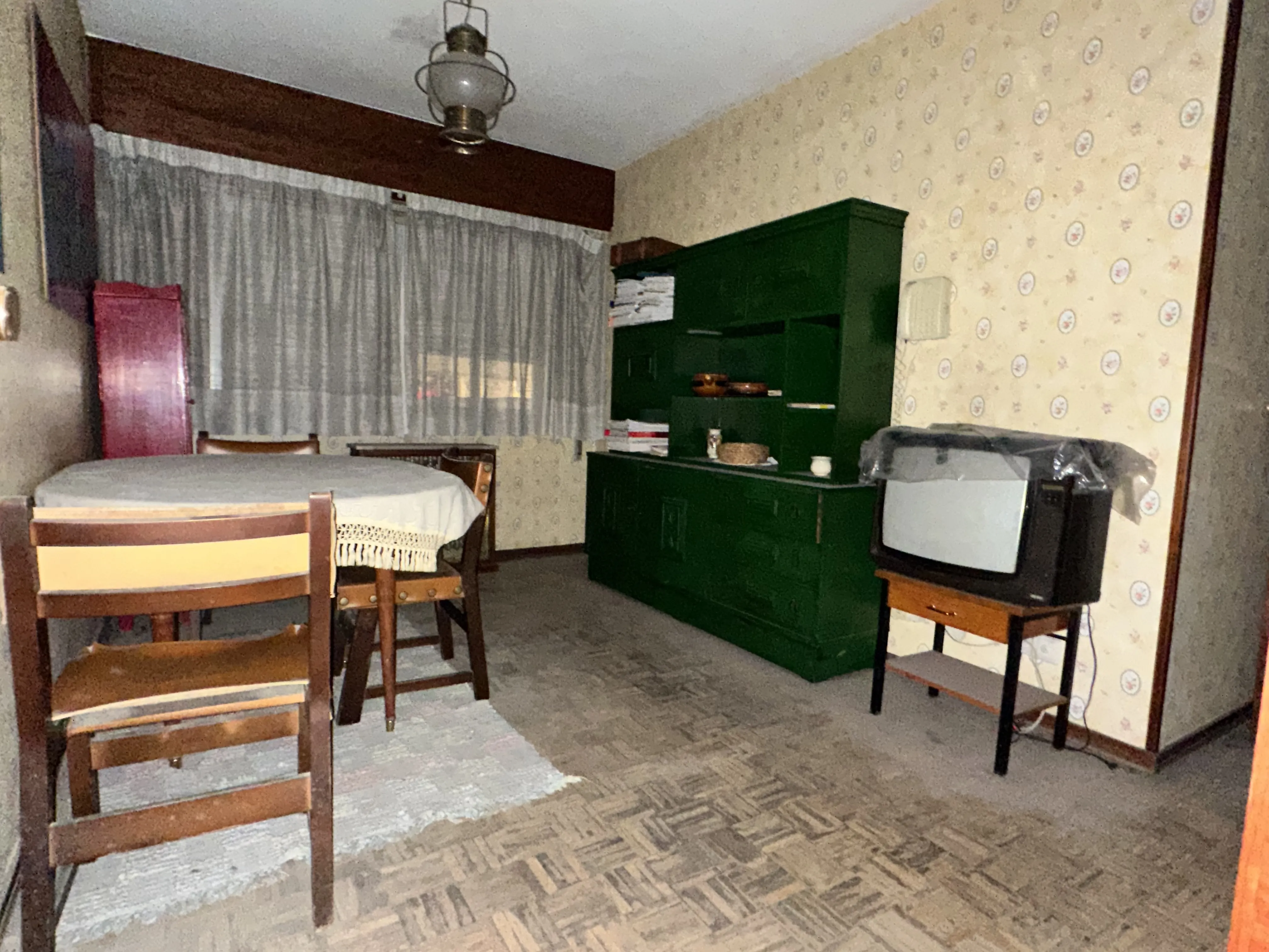 Comedor de Piso en venta en Santiago de Compostela  con Calefacción y Trastero