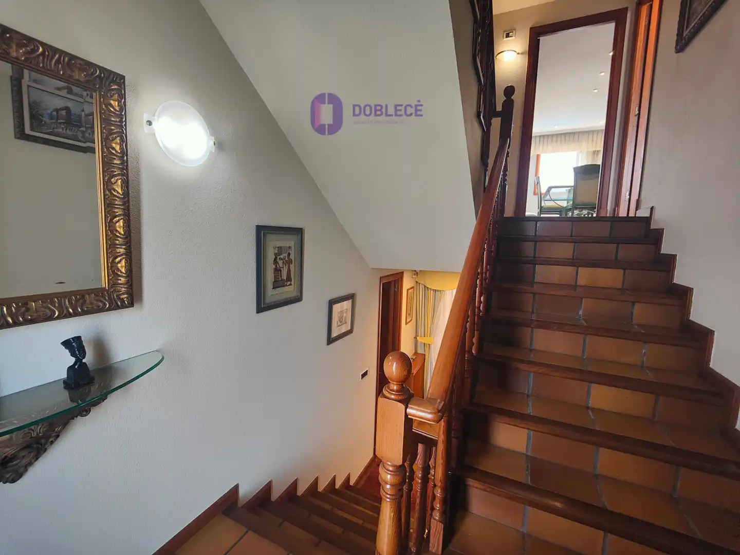 Casa adosada en venta en Nigrán con Calefacción, Jardín privado y Parquet