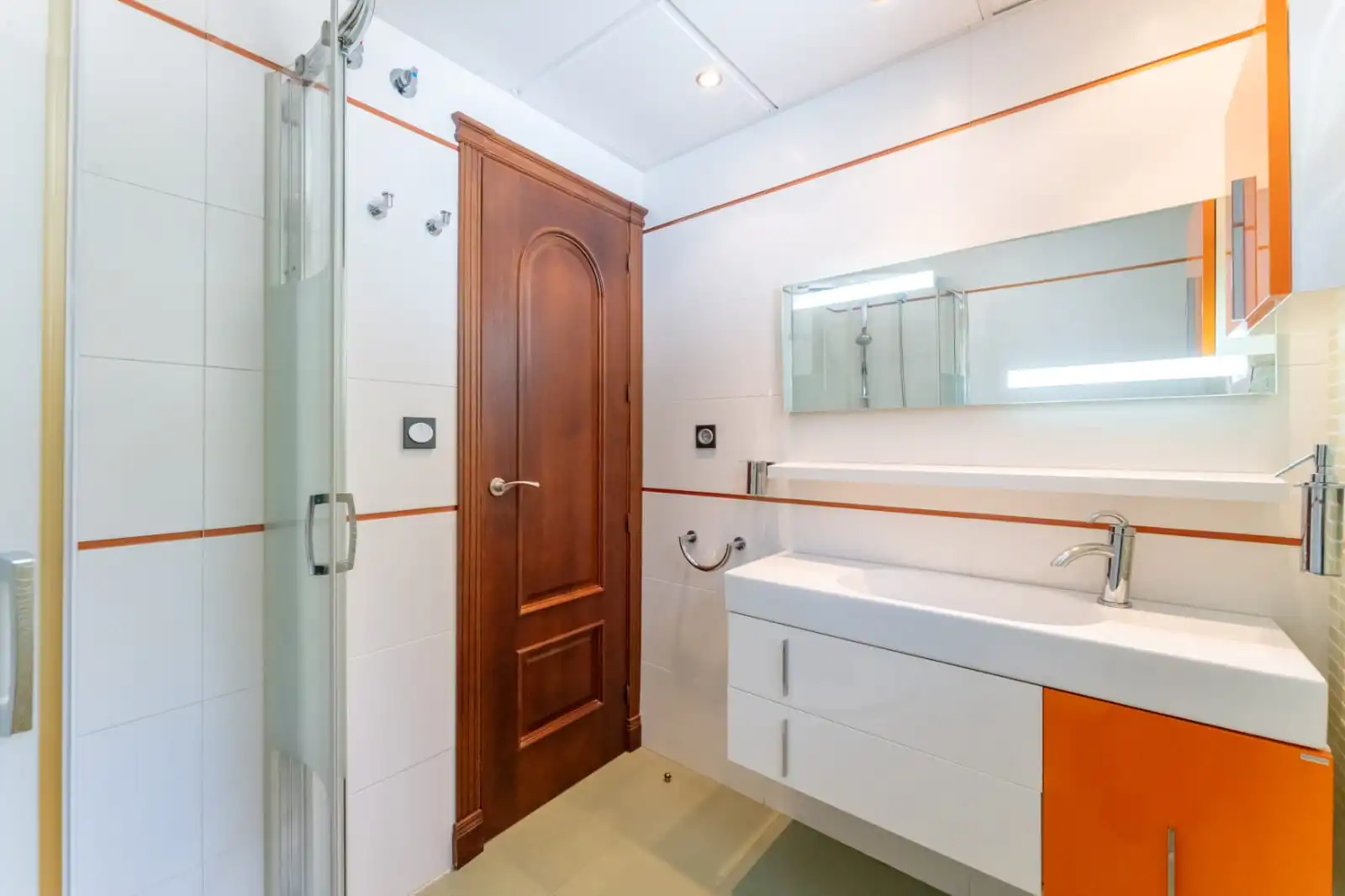 Bathroom of Detached homes for rent in Benalmádena  with Air Conditioner, Terrace and Swimming Pool