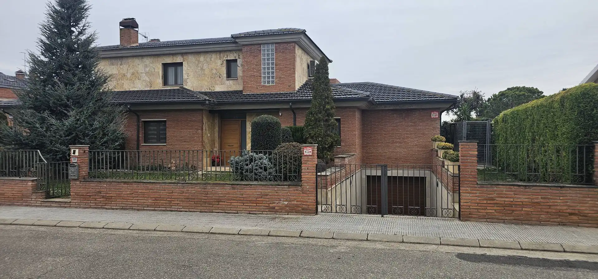Vista exterior de Casa o chalet en venta en Alpicat con Aire acondicionado, Terraza y Trastero