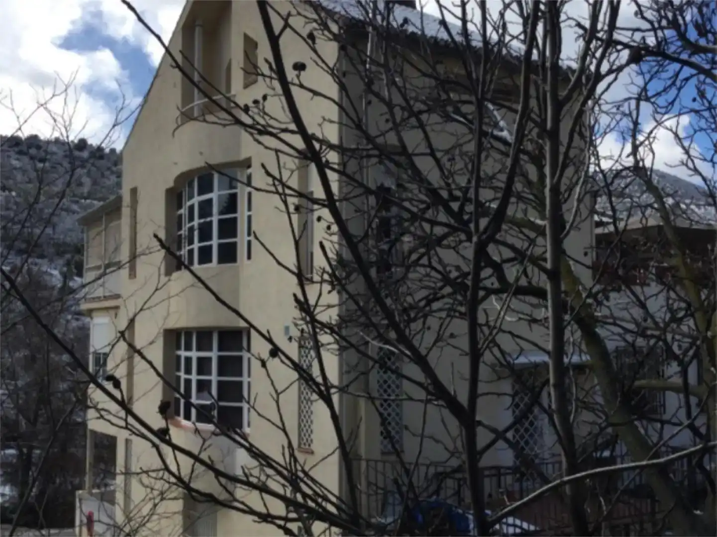 Vista exterior de Pis en venda en Pinos Genil amb Balcó