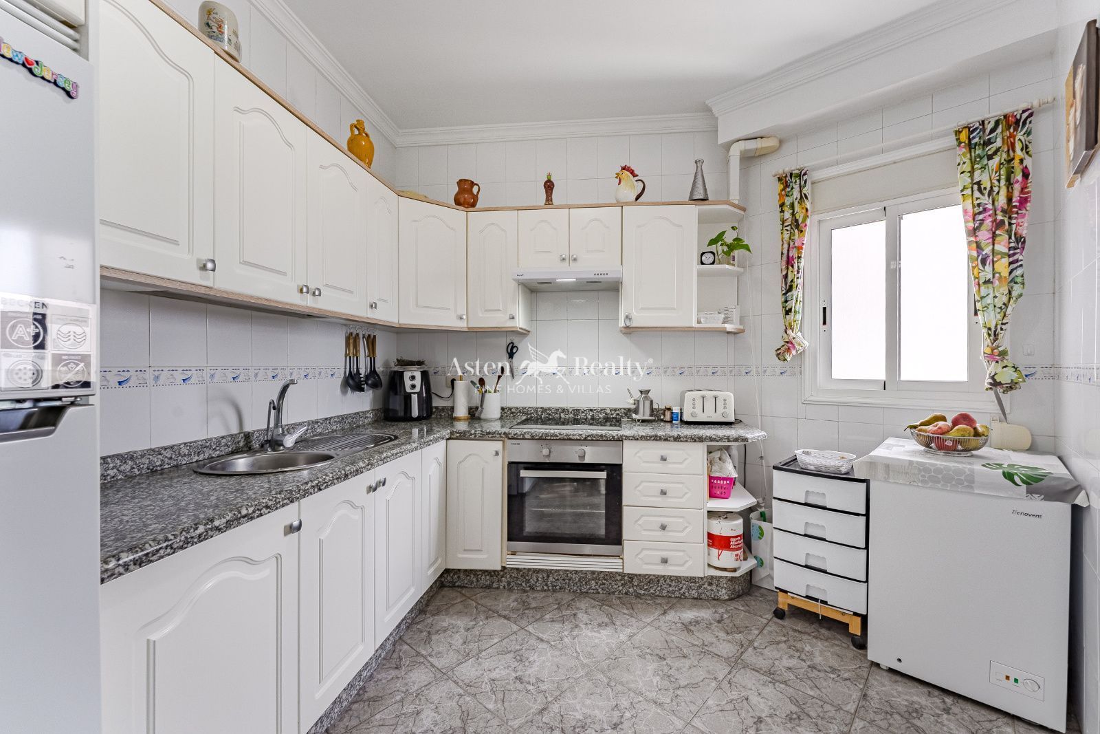 Kitchen of Apartment for sale in Arona  with Terrace
