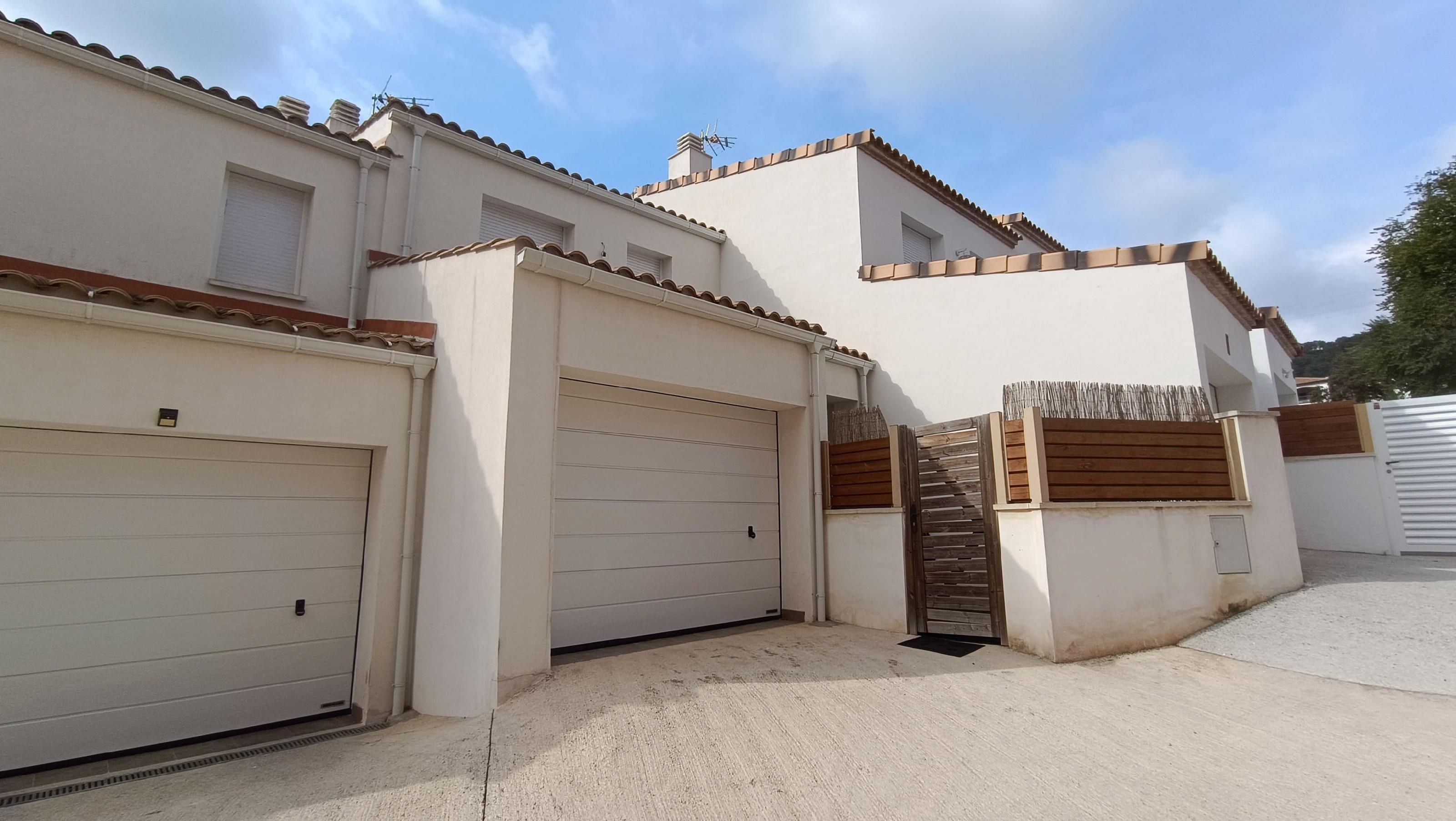 Exterior view of House or chalet for sale in Olivella  with Heating, Private garden and Terrace
