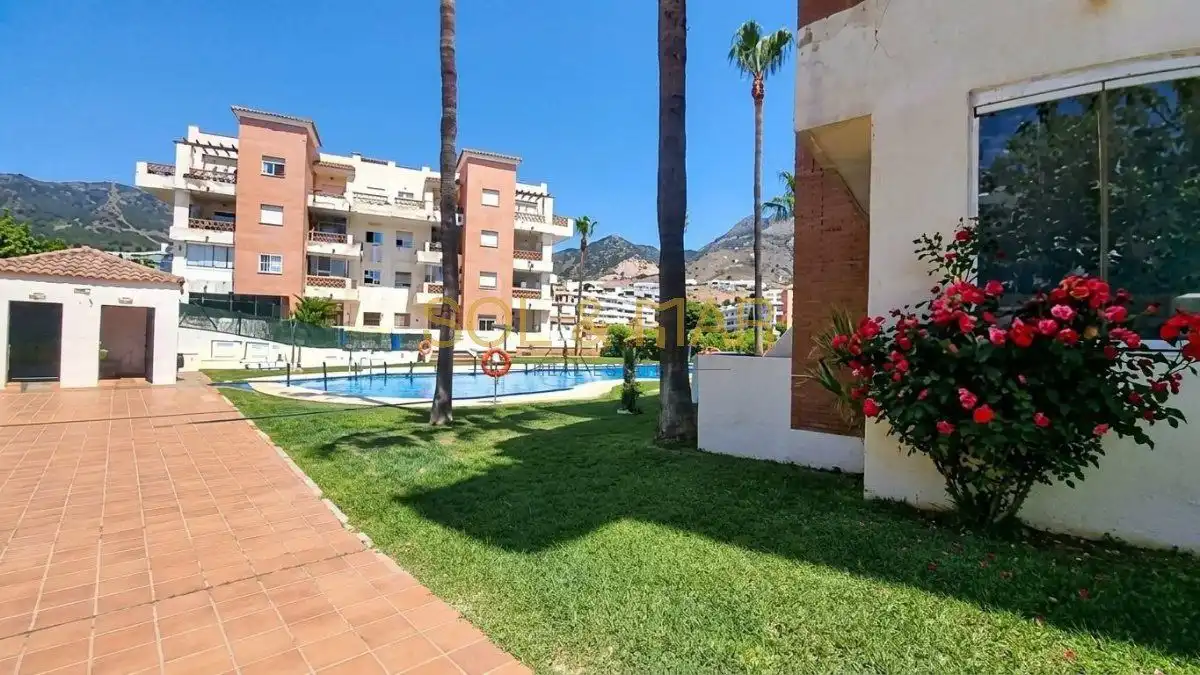 Flat with pool for sale in Cibeles