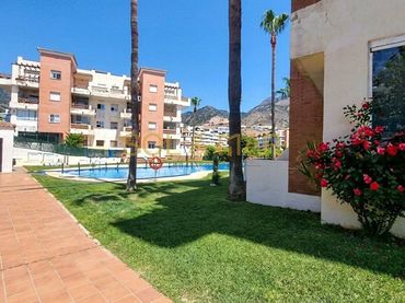 Piso con piscina en venta en Helios