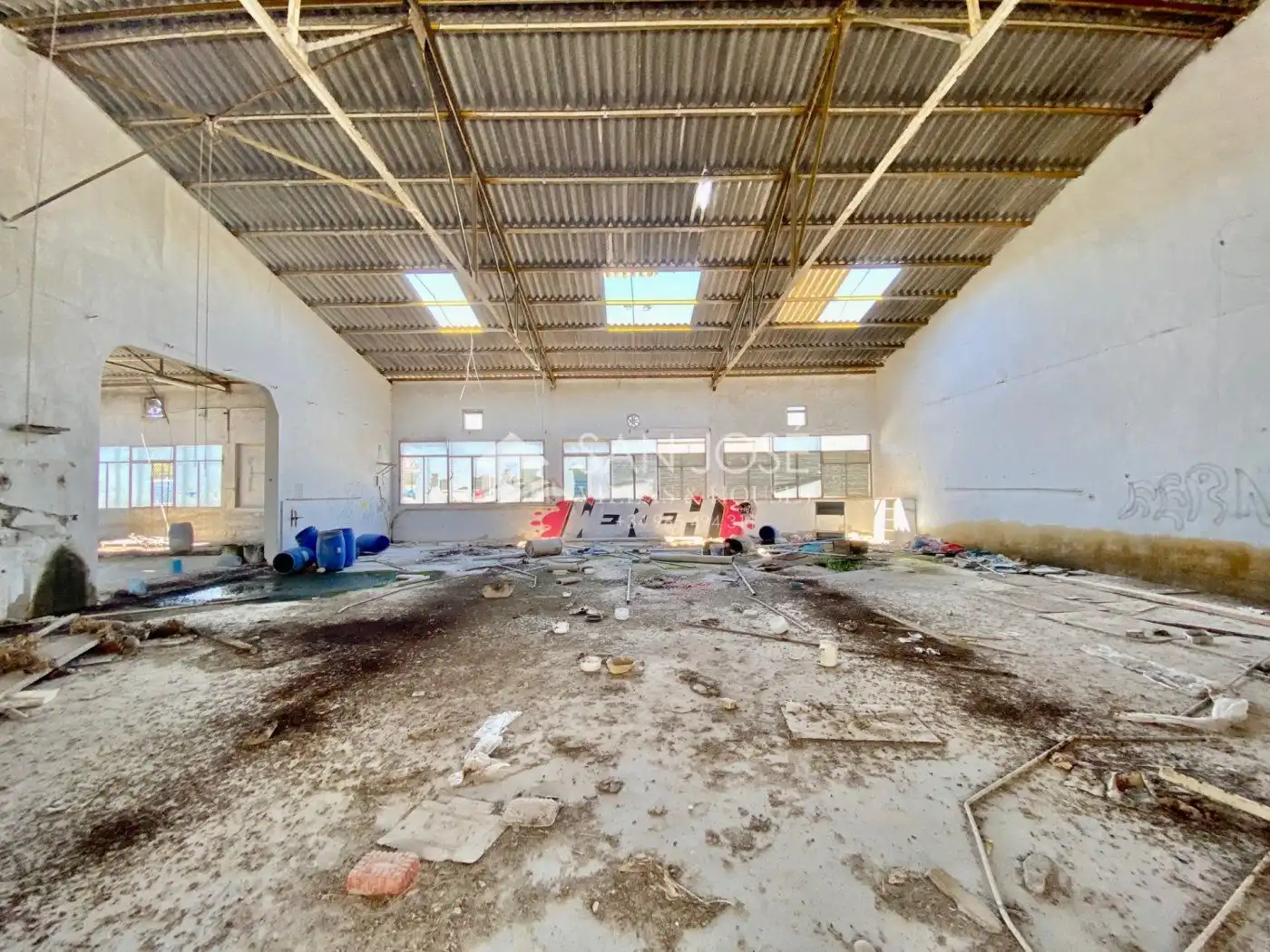 Nau industrial en venda en Aspe