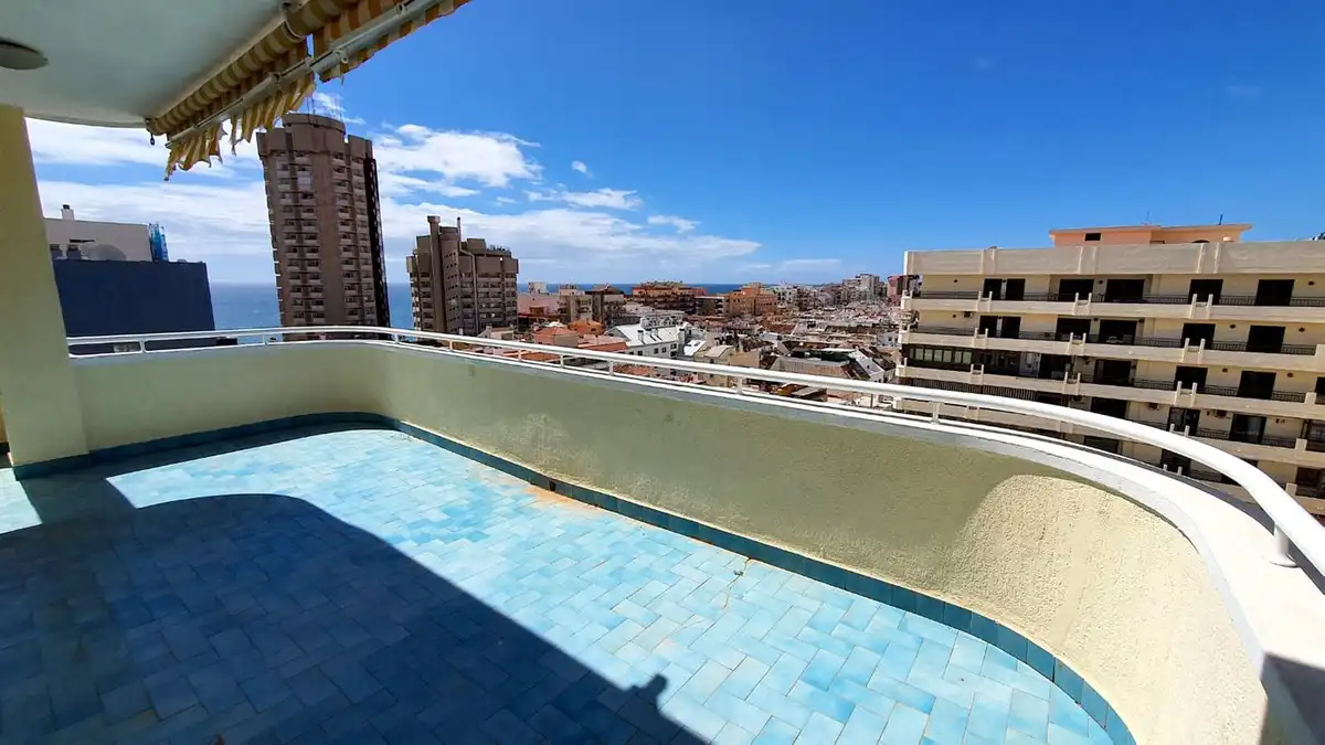 Appartement compact avec ascenseur à vendre à Puerto Deportivo