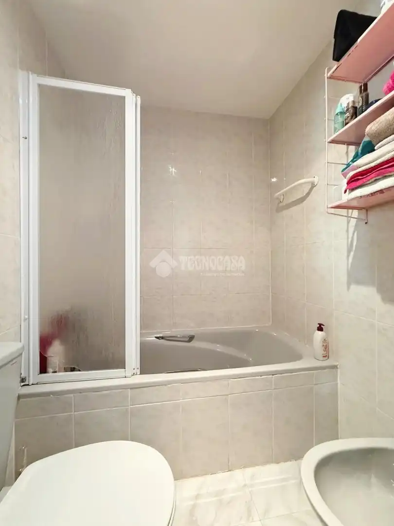 Baño de Casa adosada en venta en Móstoles
