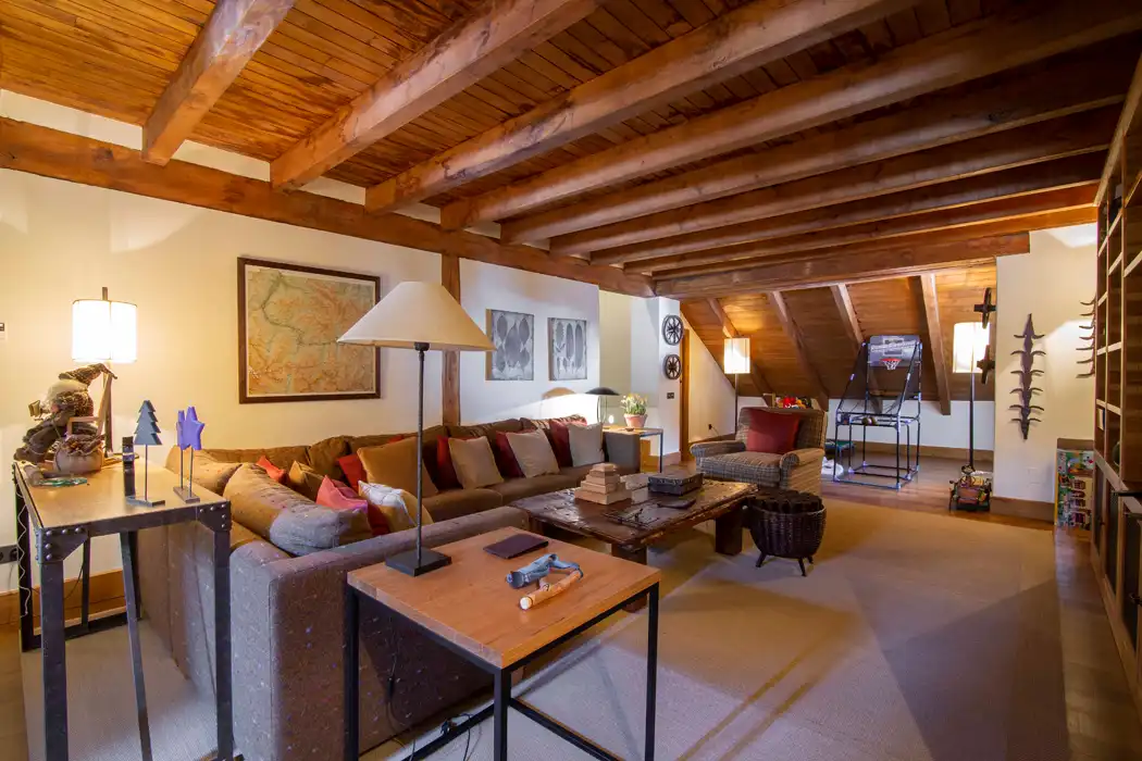Sala d'estar de Casa o xalet en venda en Naut Aran amb Calefacció, Jardí privat i Parquet