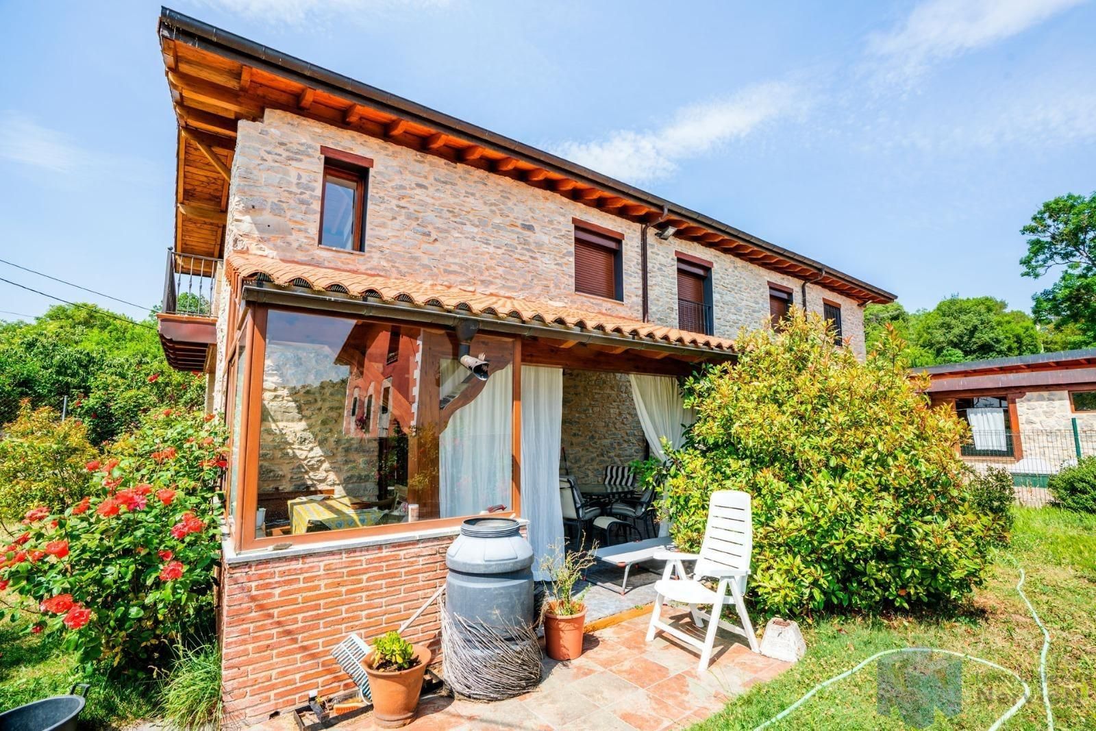 Garden of House or chalet for sale in Junta de Villalba de Losa  with Heating, Storage room and Alarm