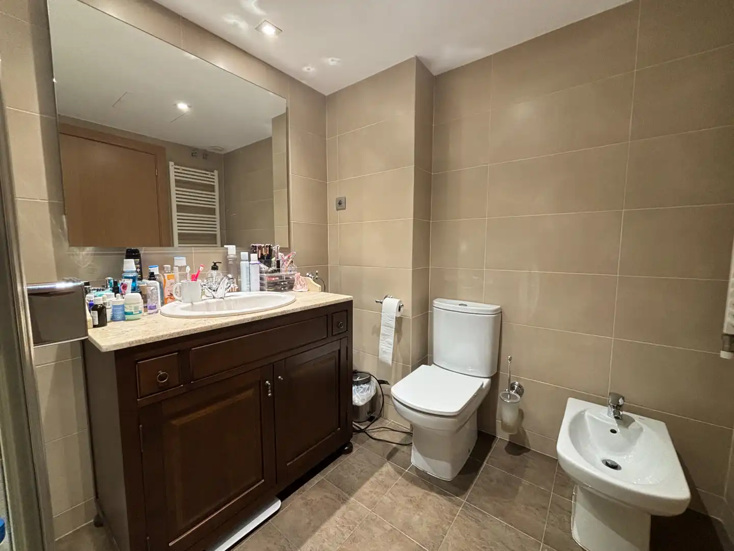 Baño de Casa adosada en venta en Lleida con Aire acondicionado, Calefacción y Parquet