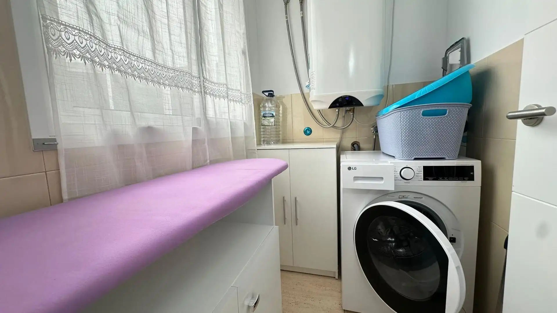 Bedroom of Flat for rent in Santa Lucía de Tirajana  with Parquet flooring