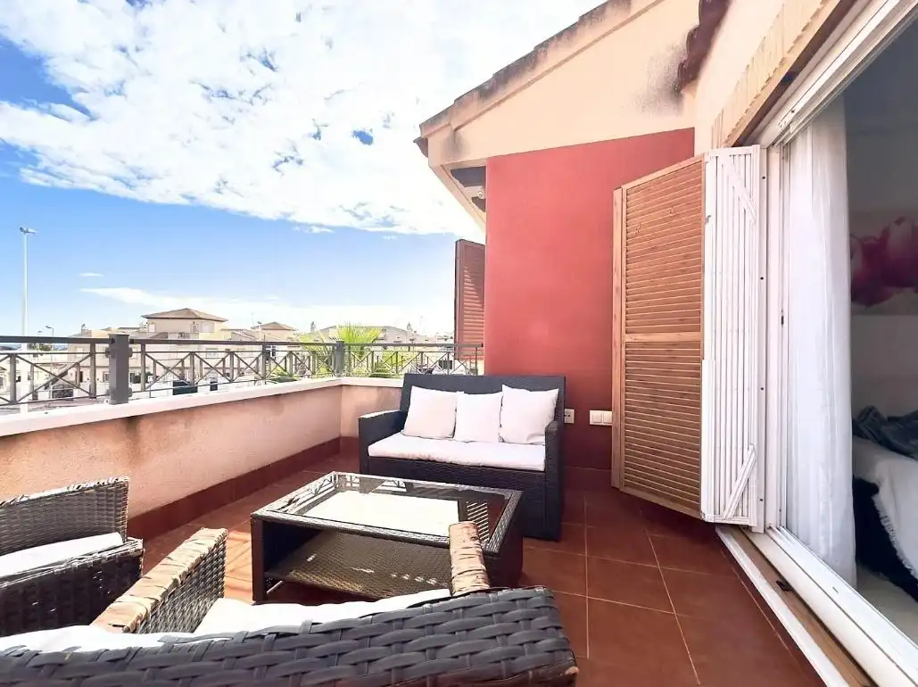Bungalow with terrace for sale in Calle Abeto, imagen 17
