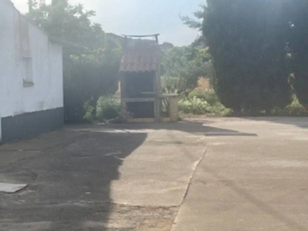 Aparcament de Casa o xalet en venda en Lleida amb Calefacció, Jardí privat i Piscina