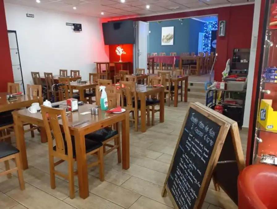 Locale commerciale in vendita a Algorfa