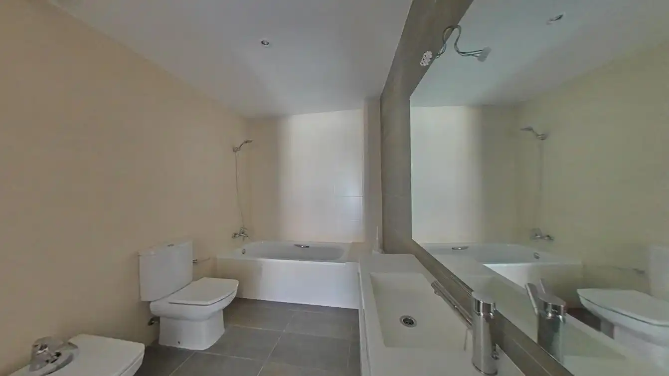 Badezimmer von Maisonette zum Verkauf in Castellar del Vallès