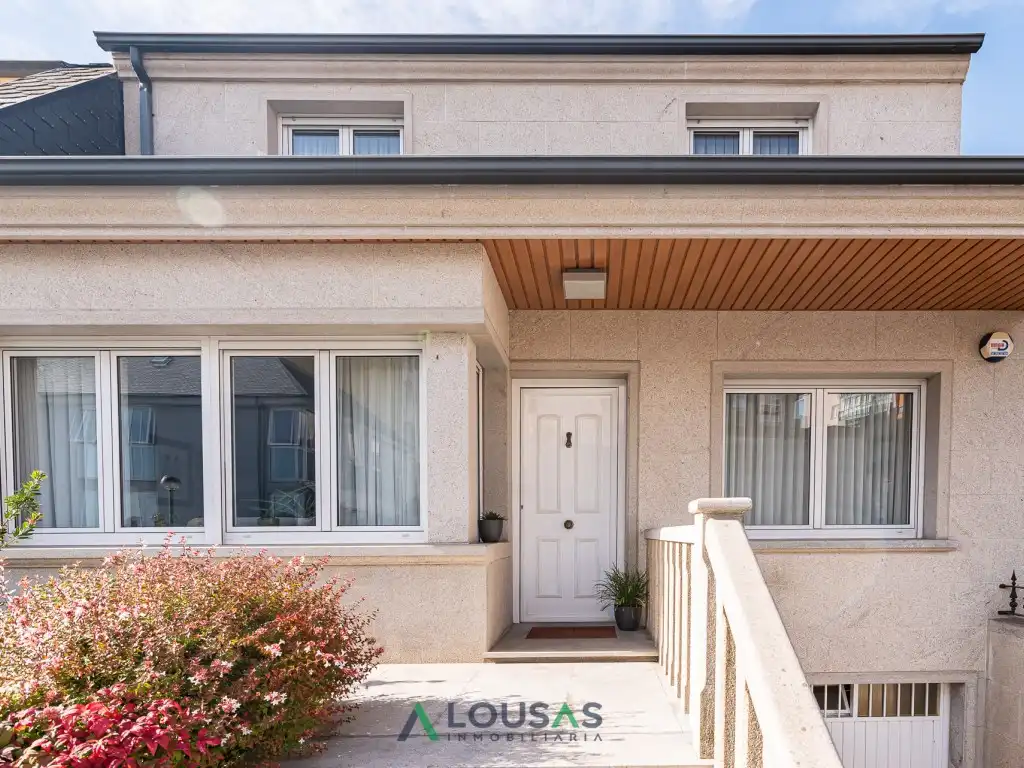 Vista exterior de Casa o chalet en venta en Lugo