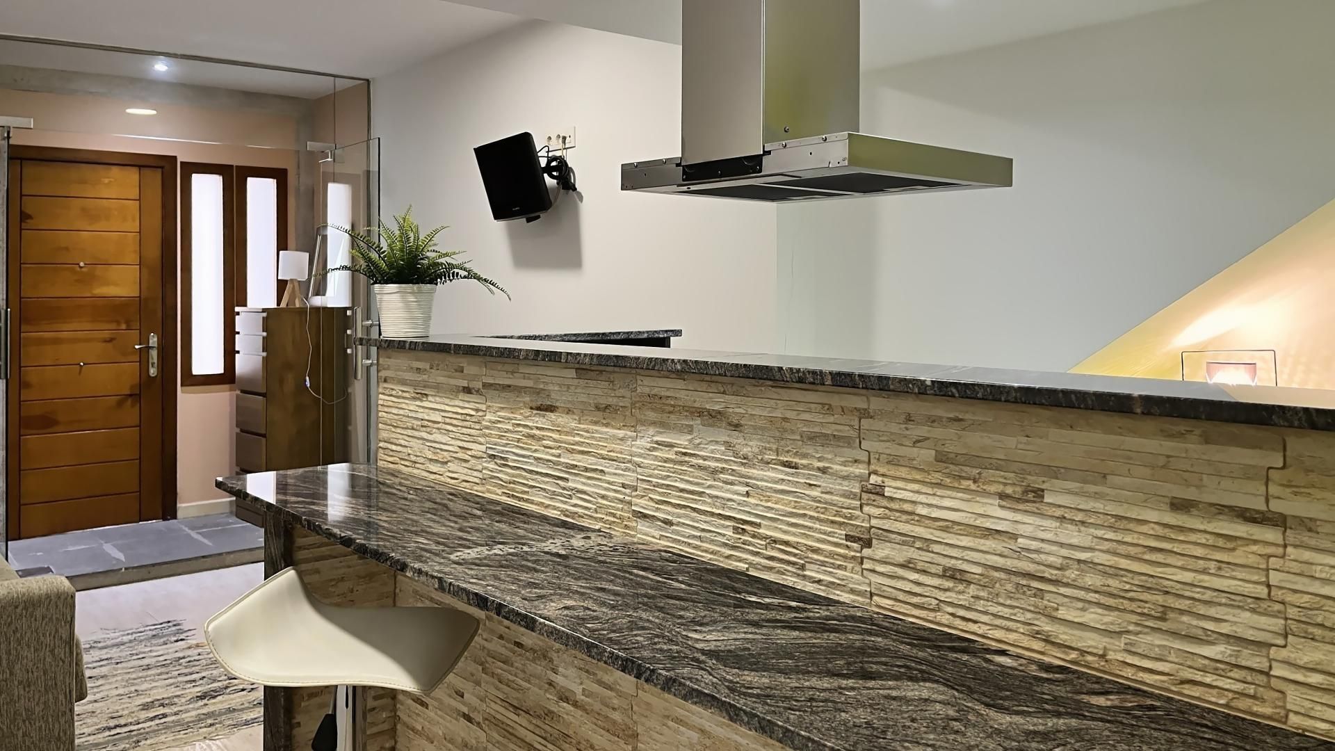 Cocina de Estudio en venta en Blanes con Calefacción