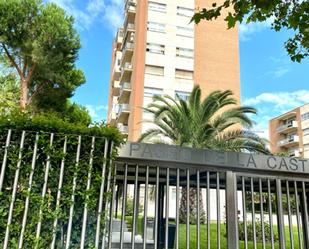 Exterior view of Apartment for sale in  Madrid Capital  with Air Conditioner and Terrace