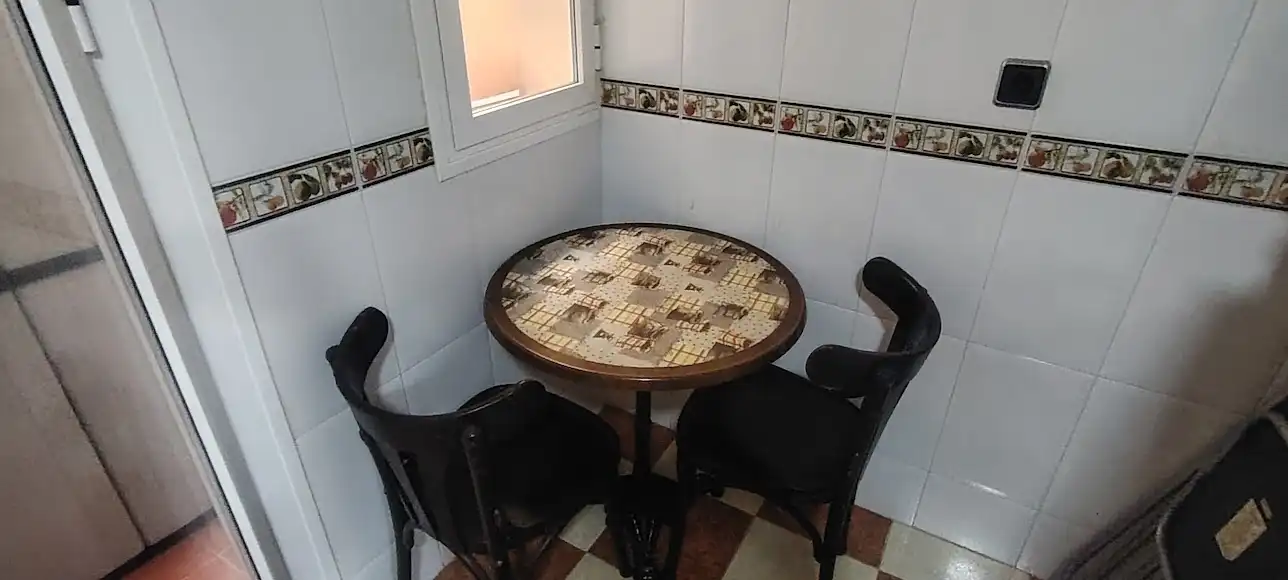 Esszimmer von Wohnung zur Miete in Linares mit Klimaanlage, Heizung und Möbliert