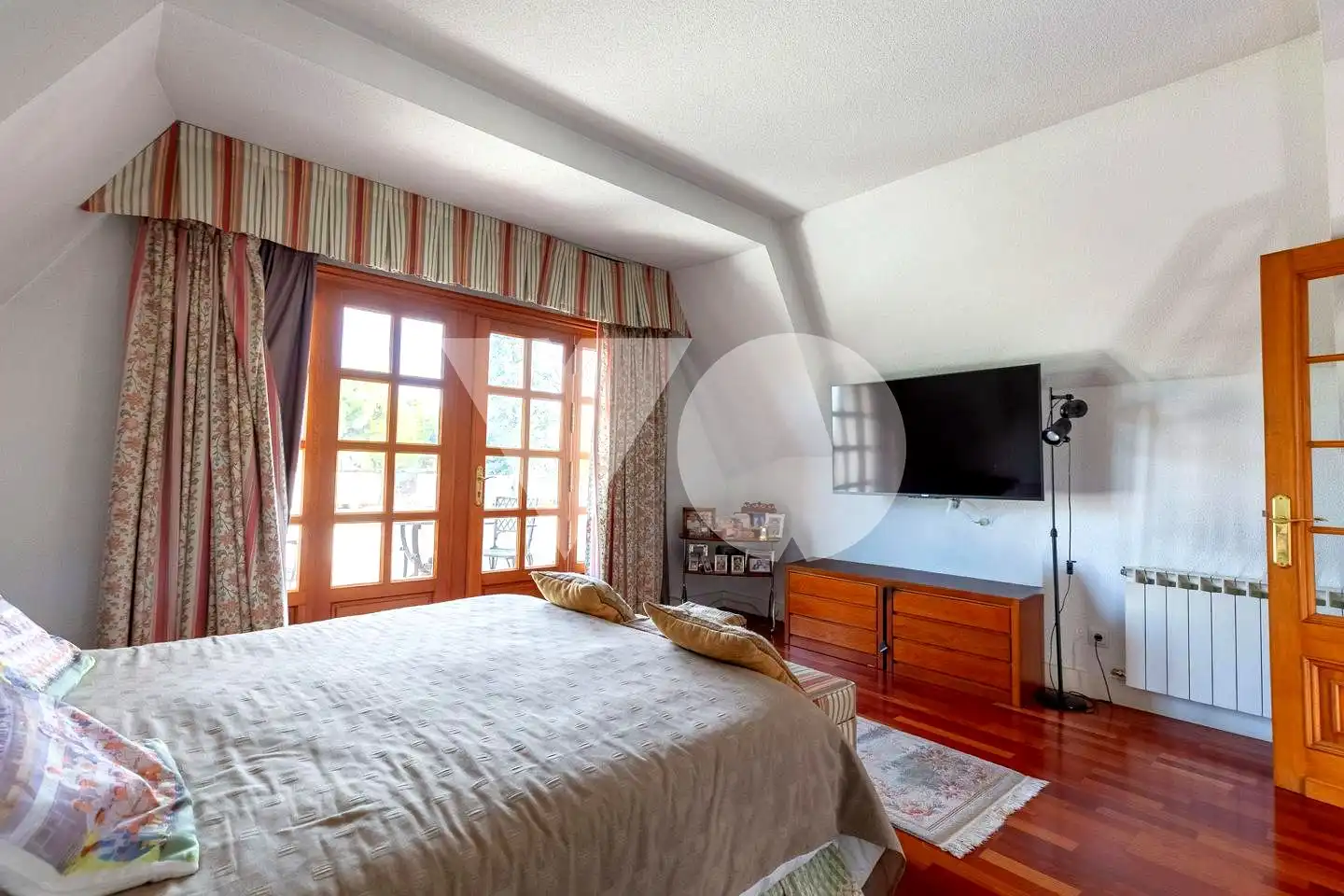 Habitación de Casa o chalet en venta en Madrid con Aire acondicionado, Calefacción y Jardín privado